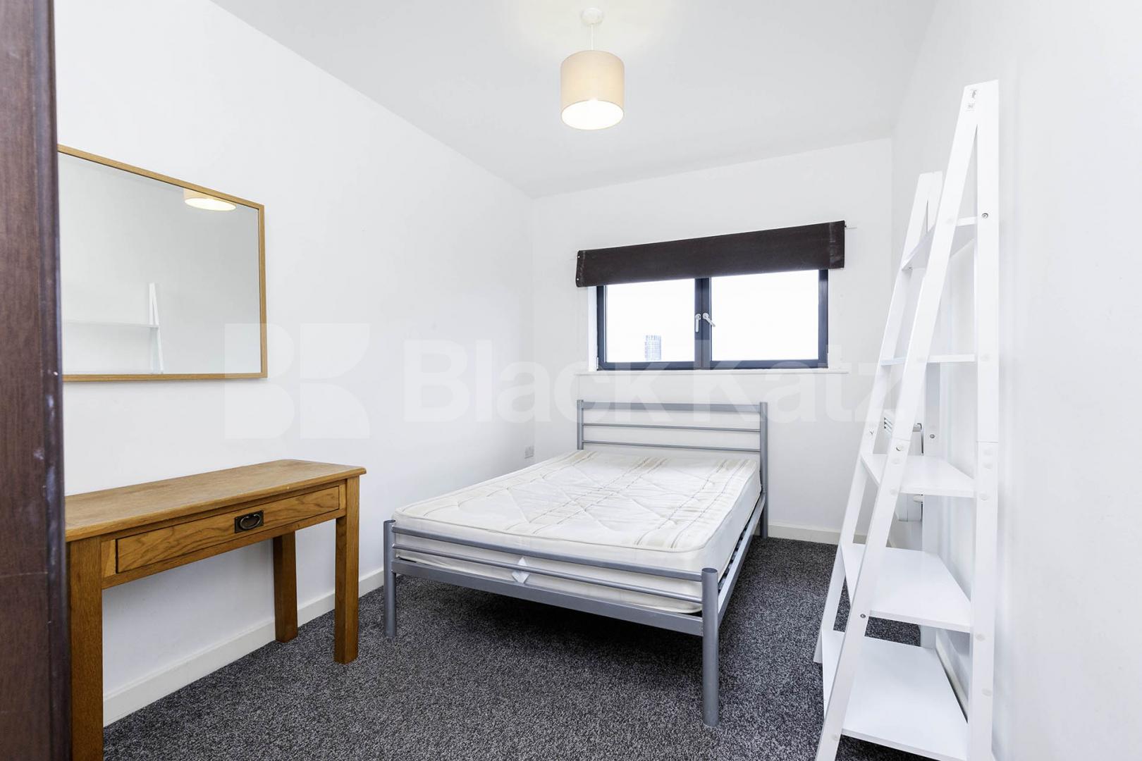 locate din a new build in the heart of Highbury close to Arsenal Station  Drayton Park, Highbury 